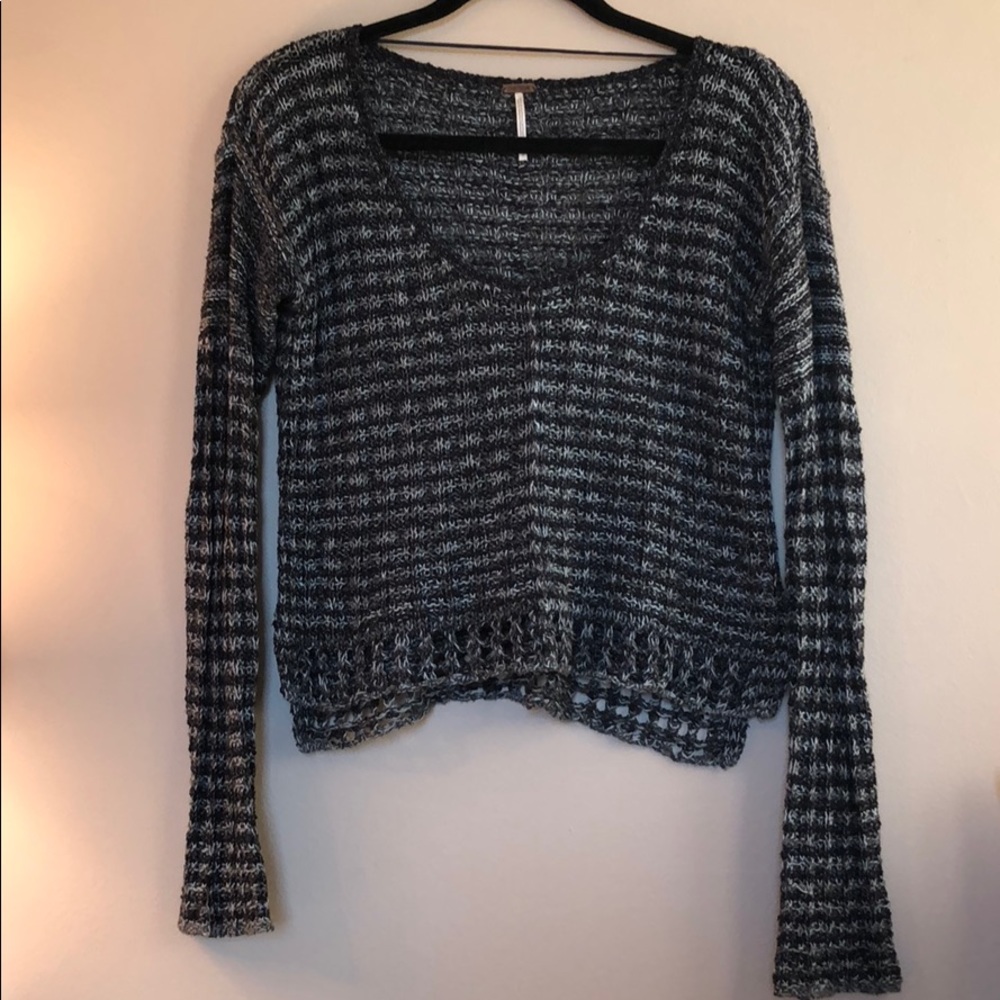 FREE PEOPLE DARK GREY KNIT SWEATER